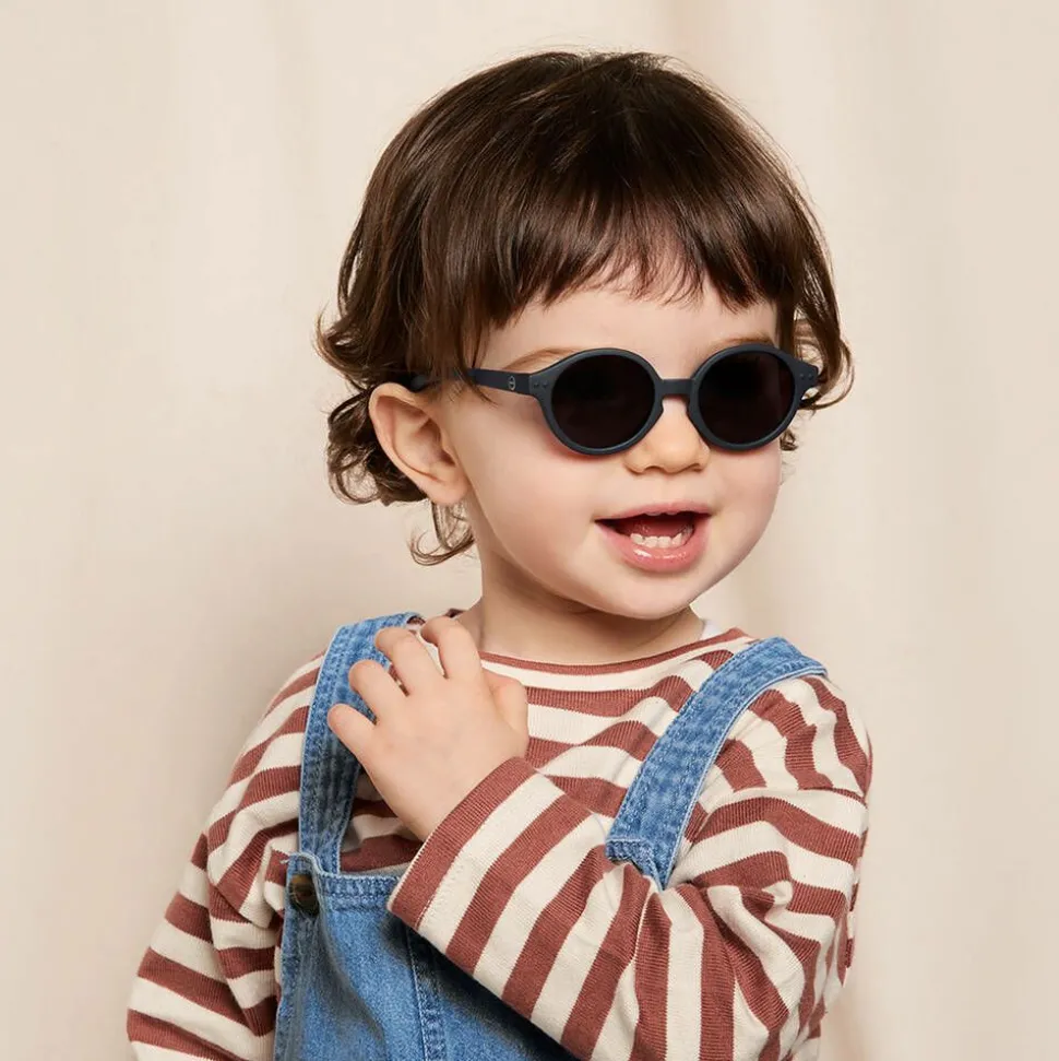 Black UV Protective Sunglasses