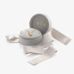 18kt Yellow Gold Diamond Elephant Necklace (38cm)