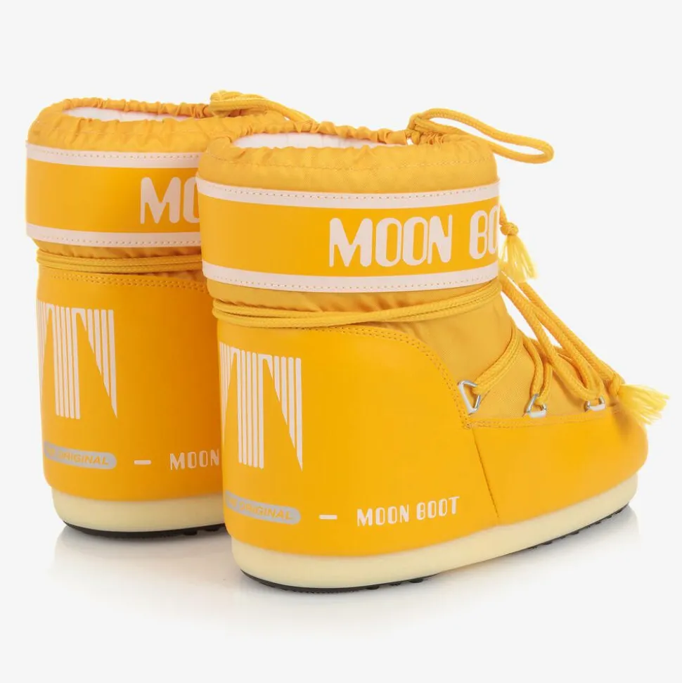 Yellow Logo Short Snow Boots